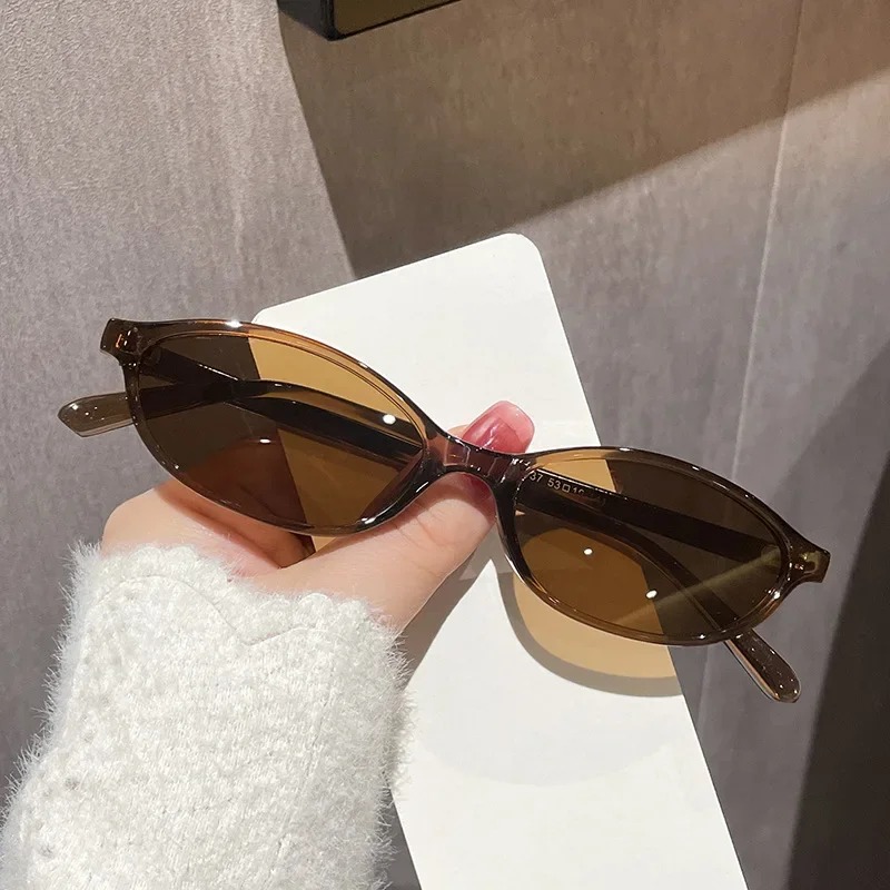 ニューレトロセクシーキャットアイサングラス男女兼用ヴィンテー - Men'S Fashion Glasses のレビューと価格