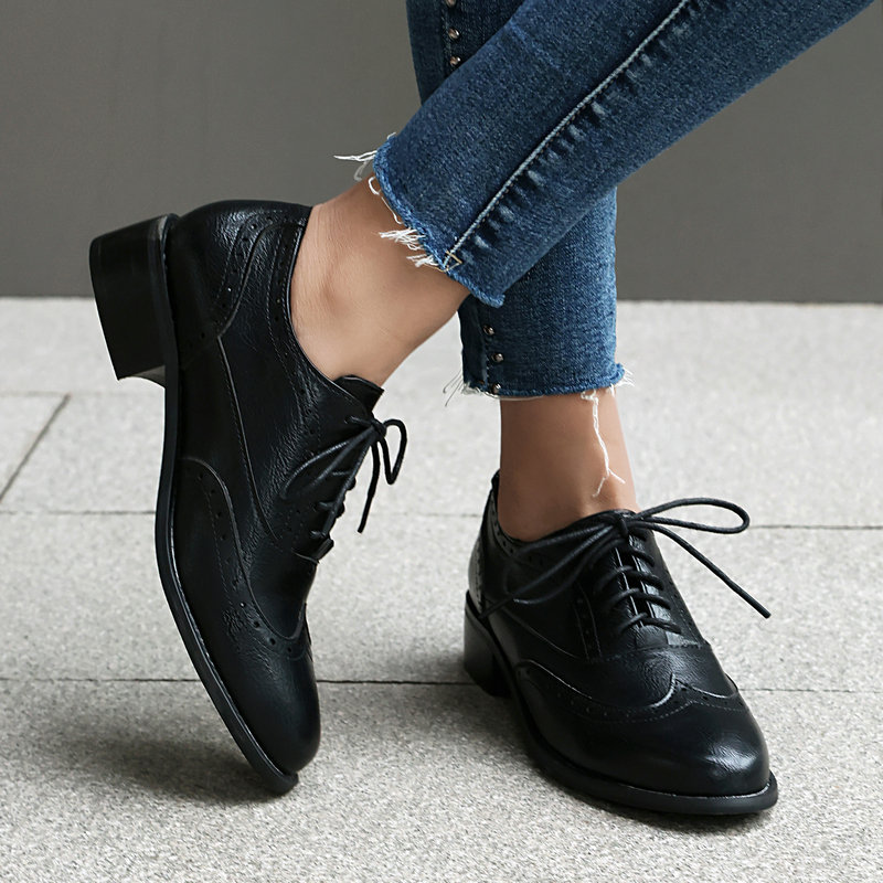 ブローグオックスフォードシューズ レディース レースアップ  - Oxford Shoes Brogue のレビューと価格