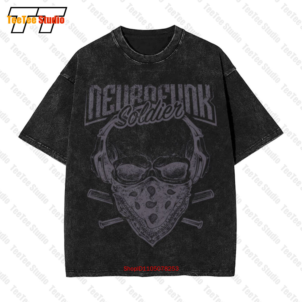 ニューロファンク ソルジャー グラフィック デザイン ヴィン - Graphic Tee Oversized のレビューと価格