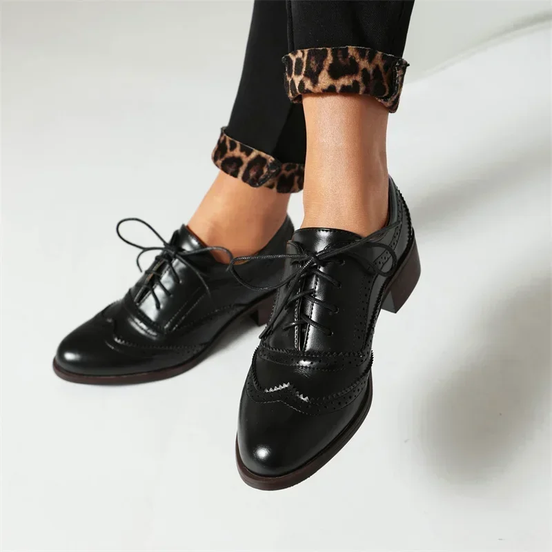 英国風フラットシューズ レディース オックスフォード ミドル - Oxford Shoes Brogue のレビューと価格