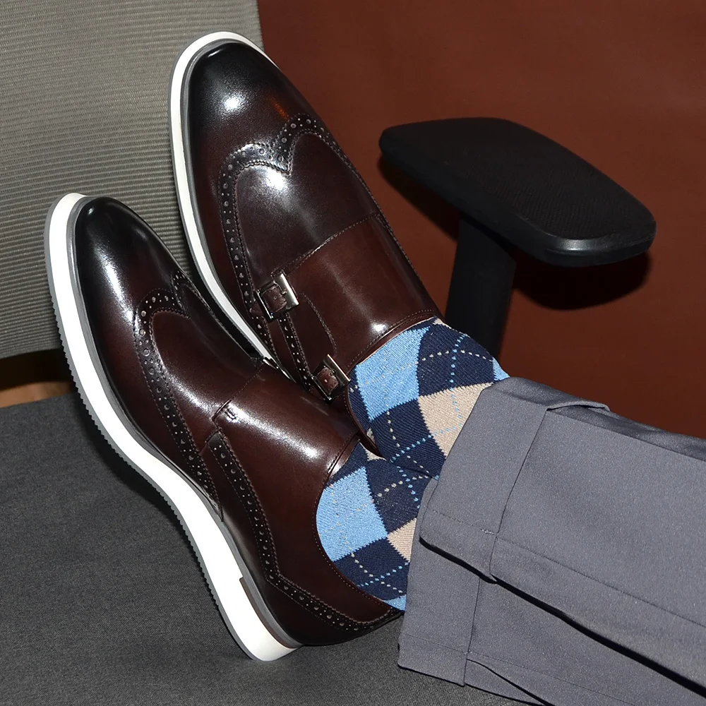 ヨーロッパの高級メンズスニーカー本革モンクストラップダブルバ - Oxford Shoes Brogue のレビューと価格